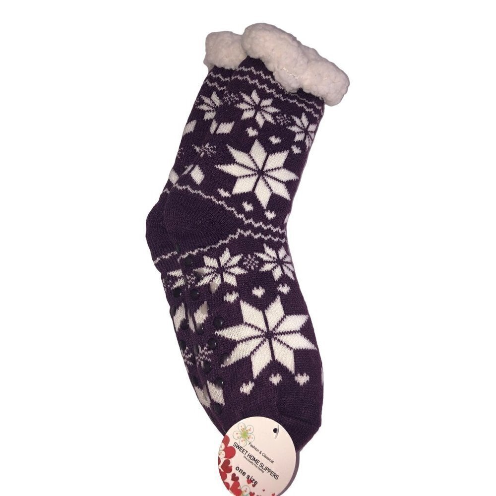Sweet Home Slipper Socks Purple Snowflake Print Sherpa Lined Non Skid Bottom NEW